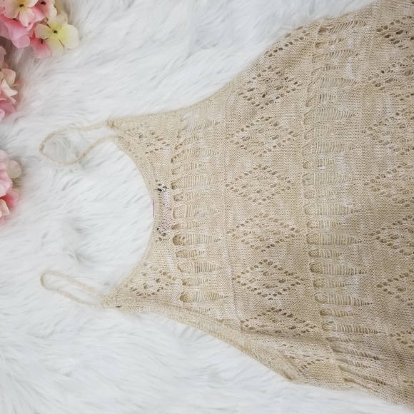 Embroidered Sleeveless Blouse, Cream Color Size M. - Picture 7 of 10